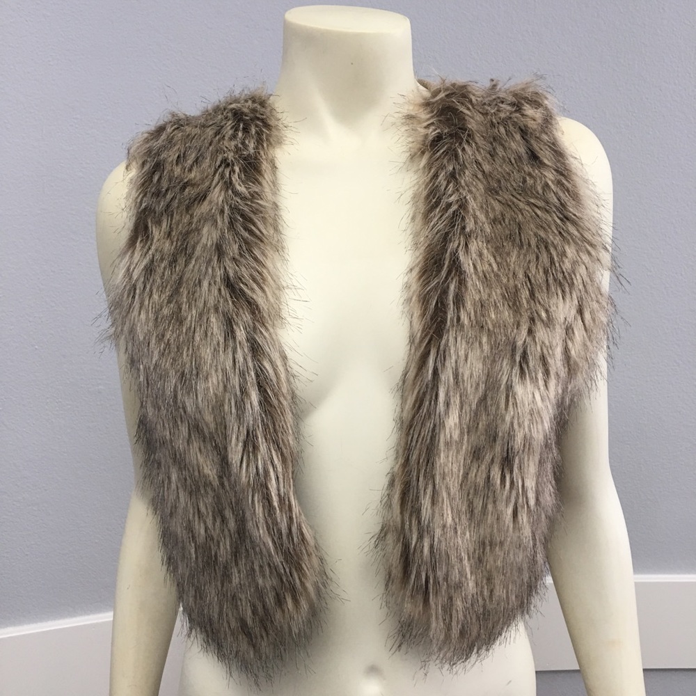 Faux fur vest!  Like new!